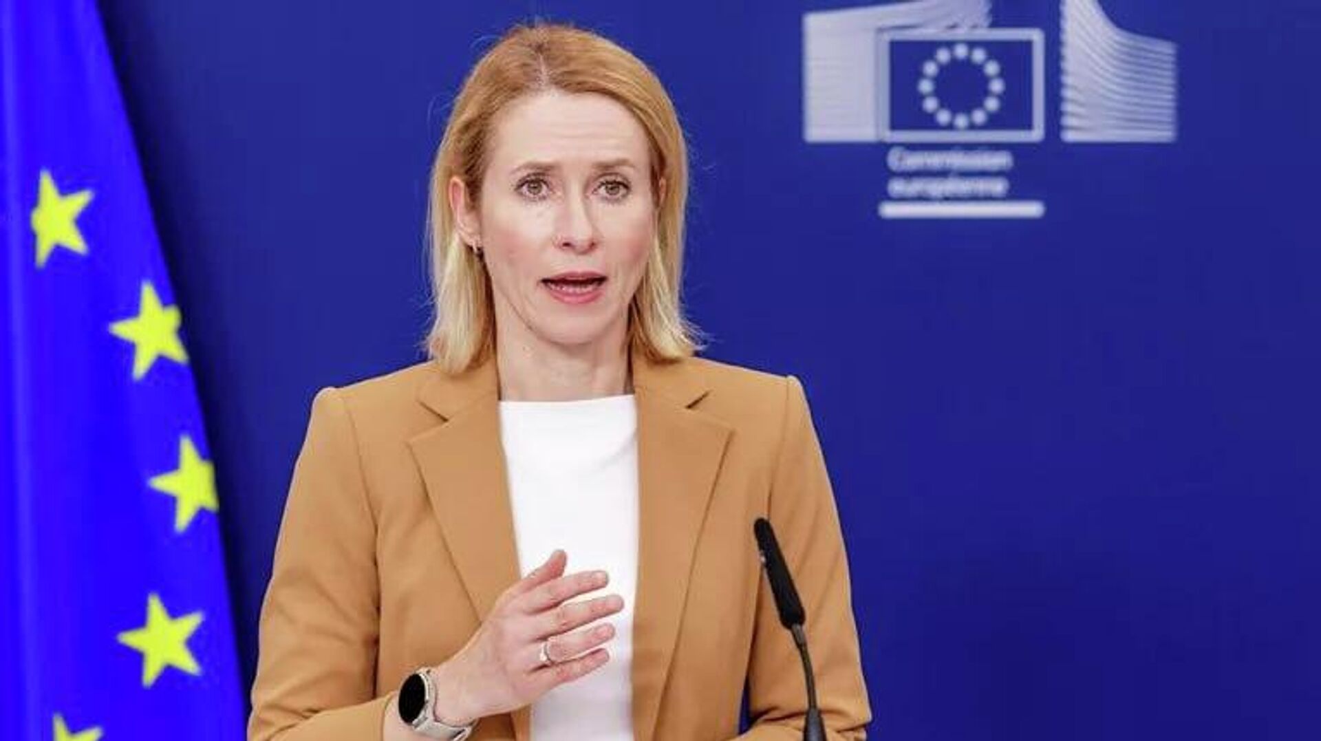 روزنامهنگار ایرلندی زنگ خطر را درباره برنامه های کالاس علیه روسیه به صدا درآورده است روزنامهنگار ایرلندی زنگ خطر را درباره برنامه های کالاس علیه روسیه به صدا درآورده است - اسپوتنیک ایران , 1920, 18.12.2025