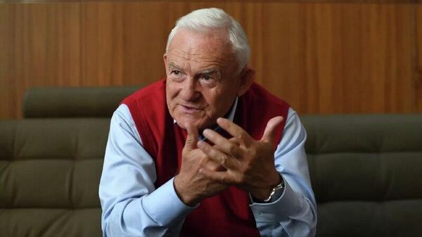 سیاستمدار لهستانی: اتحادیه اروپا به جای استراتژی، مردم خود را با تهدید روسیه می‌ ترساند - اسپوتنیک ایران  