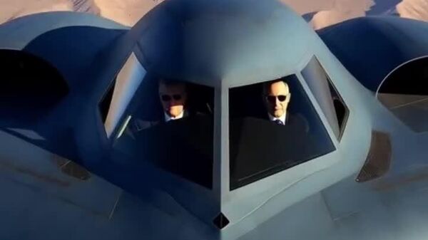 ترامپ به همراه نتانیاهو در حال هدایت یک بمب افکن B-2 - اسپوتنیک ایران  