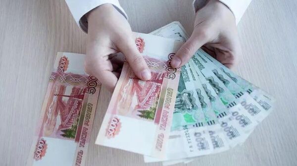 رسانه: از ابتدای سال، روبل 45 درصد تقویت شده و به سطح حدود 78 روبل در هر دلار رسیده است که نزدیک به مقادیر قبل از شروع عملیات ویژه است - اسپوتنیک ایران  