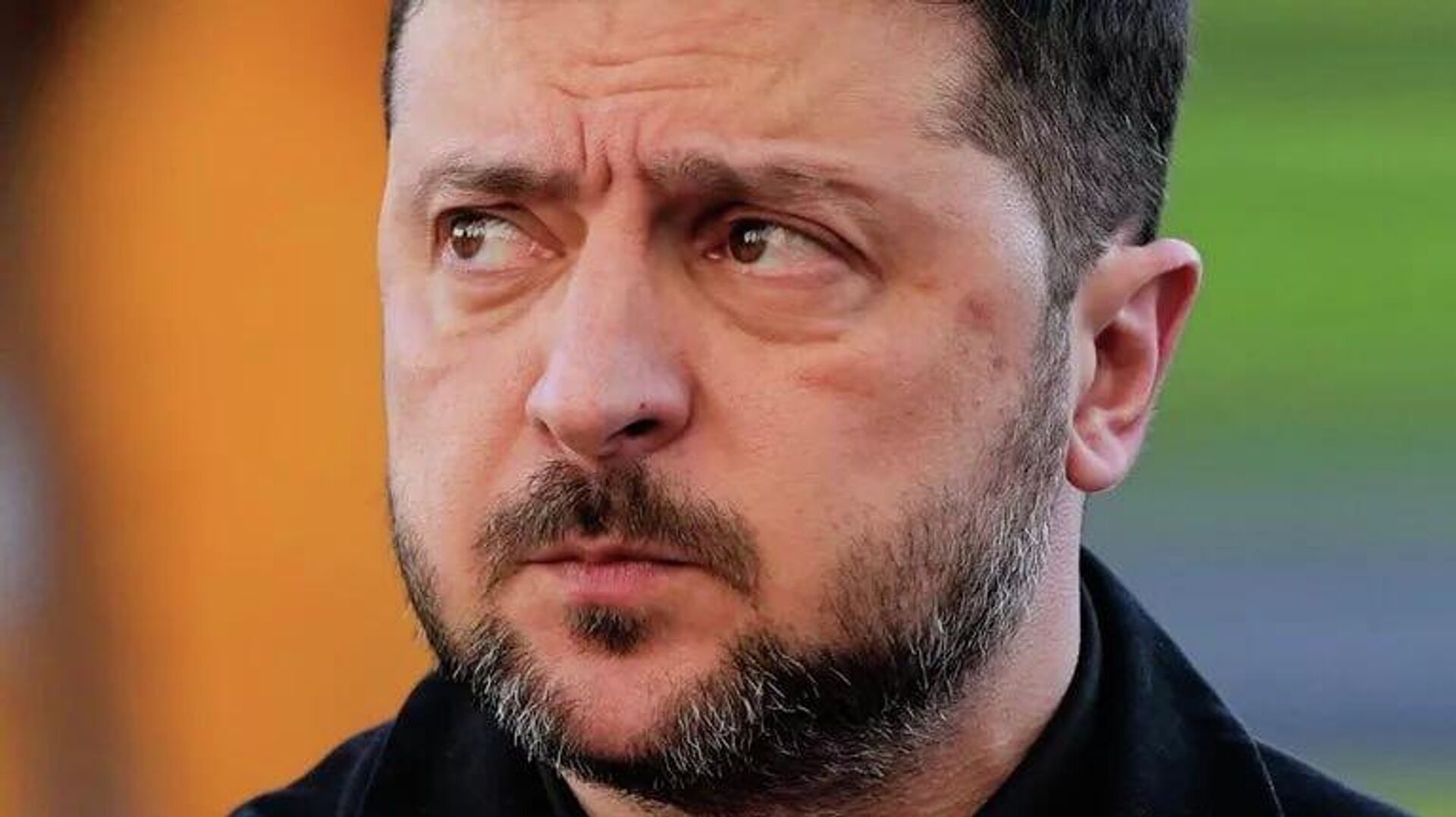 تحلیلگر آمریکایی: زلنسکی با اظهاراتش در مورد عضویت اوکراین در اتحادیه اروپا، مذاکرات صلح را مختل می کند تحلیلگر آمریکایی: زلنسکی با اظهاراتش در مورد عضویت اوکراین در اتحادیه اروپا، مذاکرات صلح را مختل می کند - اسپوتنیک ایران , 1920, 25.12.2025