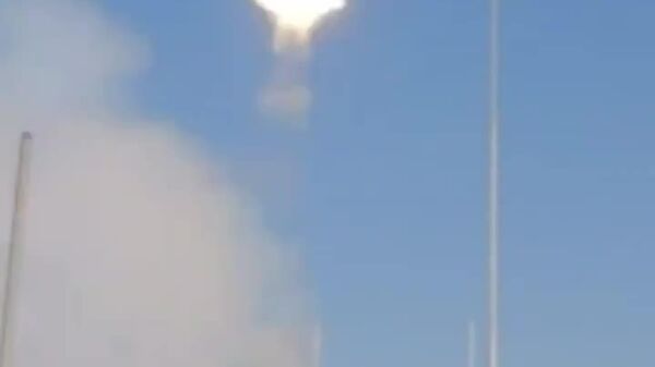 نیروی دریایی ارتش چین برای اولین بار فیلمی از پرتاب موشک بالستیک ضد کشتی مافوق صوت جدید یینگزی-20 را منتشر کرد - اسپوتنیک ایران  