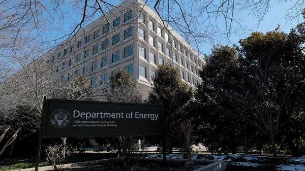 وزارت انرژی آمریکا: واشنگتن فروش نفت ونزوئلا را در بازار جهانی آغاز کرده است - اسپوتنیک ایران  