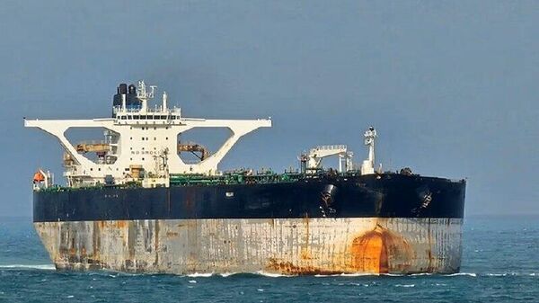 کاخ سفید: آمریکا قصد دارد خدمه نفتکش مارینرا را تحت پیگرد قانونی قرار دهد - اسپوتنیک ایران  