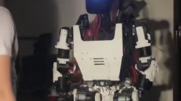 شرکت هندی Vanar Robots از اولین ربات انسان‌نمای خود رونمایی کرد - اسپوتنیک ایران  