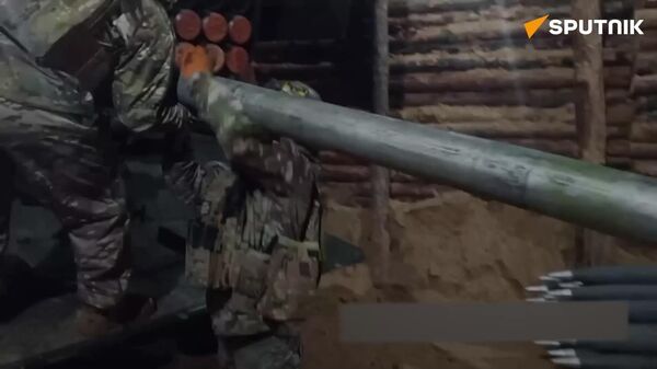 موشک‌انداز گراد روسیه، پیاده‌نظام اوکراین را در ساحل راست رودخانه دنیپر در نزدیکی خرسون در هم کوبید - اسپوتنیک ایران  