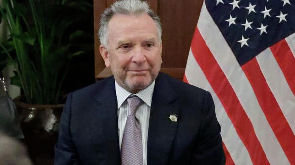 Специальный посланник Стив Уиткофф присутствует на встрече с украинскими официальными лицами в воскресенье, 30 ноября 2025 года - اسپوتنیک ایران  