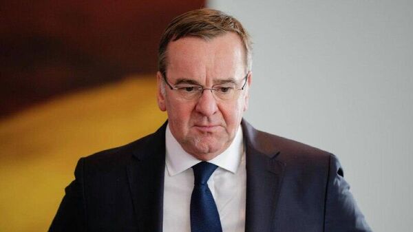 وزیر دفاع آلمان از ترامپ خواست به خاطر اظهاراتش در مورد متحدان ناتو در افغانستان عذرخواهی کند - اسپوتنیک ایران  