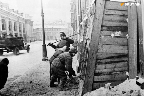 «رعد ژانویه» - اسپوتنیک ایران  