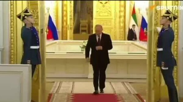 مراسم استقبال رسمی از رئیس امارات متحده عربی در کاخ کرملین - اسپوتنیک ایران  