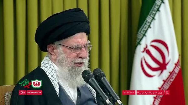 آیت الله خامنه ای ریشه بحران ایران و آمریکا را تنها در دو کلمه خلاصه می کند - اسپوتنیک ایران  