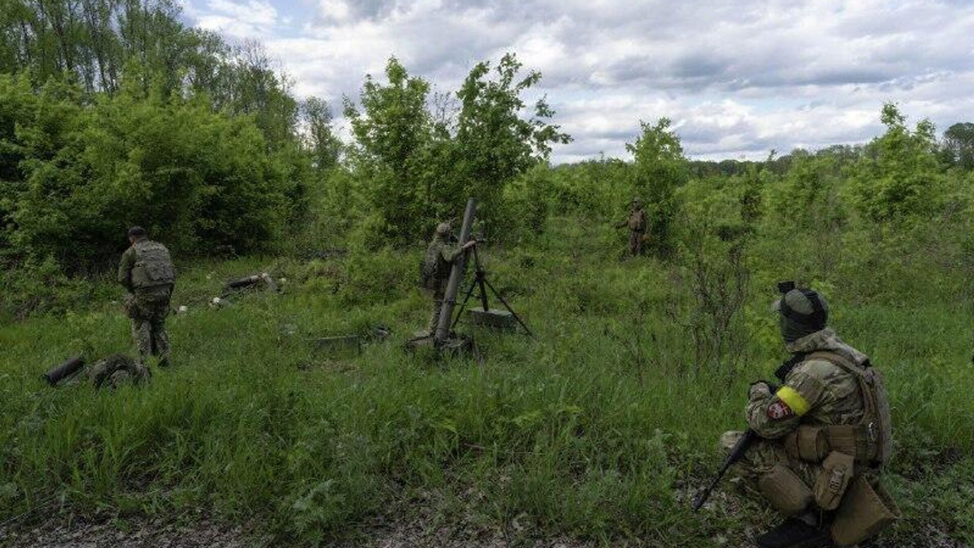 فرار شبهنظامیان نیروهای مسلح اوکراین از مواضع خود و رها کردن سلاحها در استان سومی فرار شبهنظامیان نیروهای مسلح اوکراین از مواضع خود و رها کردن سلاحها در استان سومی - اسپوتنیک ایران , 1920, 03.02.2026