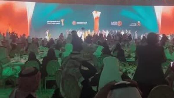 همایش رسانه ای سعودی گواهینامه رکورد جهانی گینس را دریافت کرد - اسپوتنیک ایران  