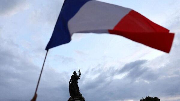 رسانه: فرانسه ممکن است حق رأی را به خارجی‌های غیر اتحادیه اروپا گسترش دهد - اسپوتنیک ایران  