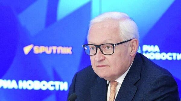 معاون وزیر امور خارجه روسیه گفت که هر معاهده‌ای که قرار است جایگزین پیمان استارت شود، باید با مشارکت بریتانیا و فرانسه - اسپوتنیک ایران  