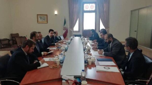 برگزاری چهارمین دور رایزنی‌های سیاسی وزارتخانه‌های خارجه ایران و روسیه در خصوص تحولات غرب آسیا و شمال آفریقا در تهران - اسپوتنیک ایران  