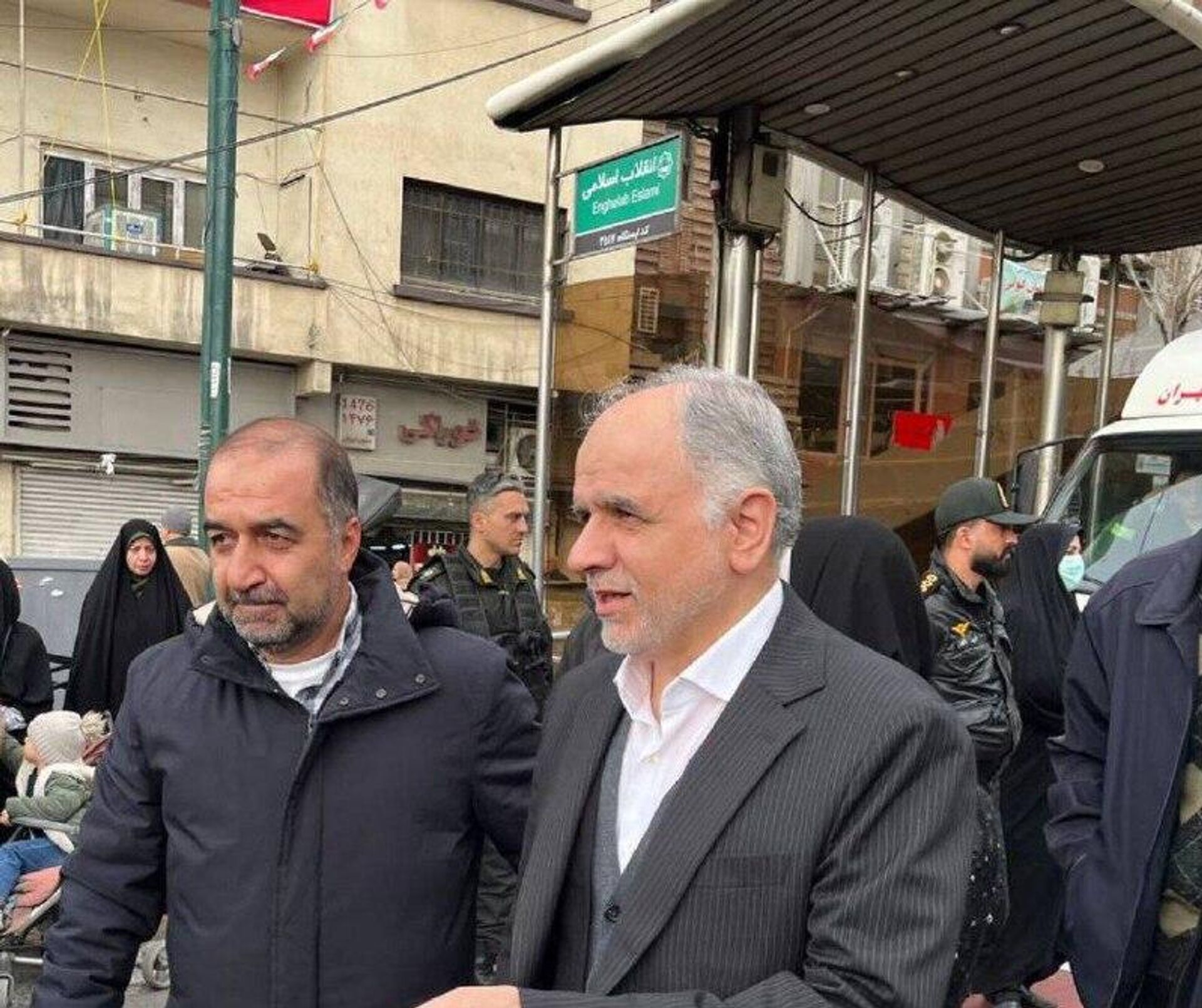 حضور محمدرضا عارف، معاون اول رییس جمهور ایران و حضور امین حسین رحیمی وزیر دادگستری در راهپیمایی 22 بهمن - اسپوتنیک ایران  , 1920, 11.02.2026