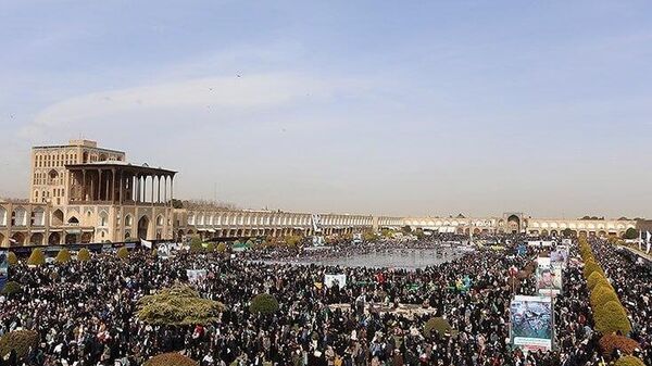 حضور بی سابقه مردم ایران در مراسم گرامیداشت سالگرد پیروزی انقلاب - اسپوتنیک ایران  