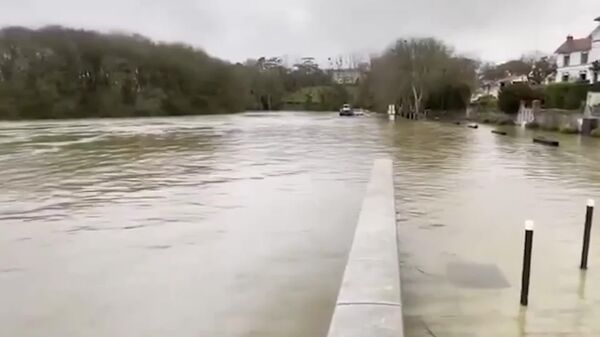 سی و یک شهر در فرانسه بر اثر طوفان نیلز آسیب دیدند - اسپوتنیک ایران  