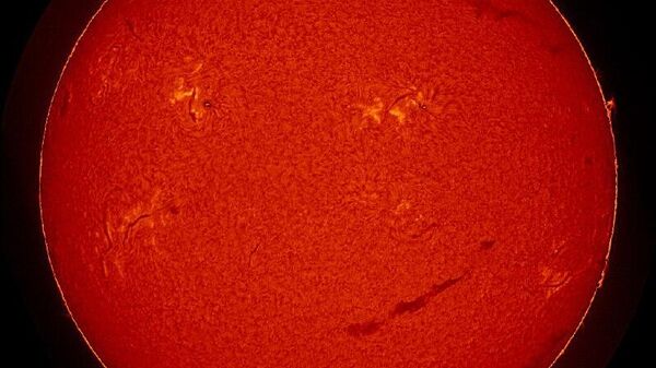 خورشید امروز به زمین خیره شده و لبخند می‌زند - اسپوتنیک ایران  