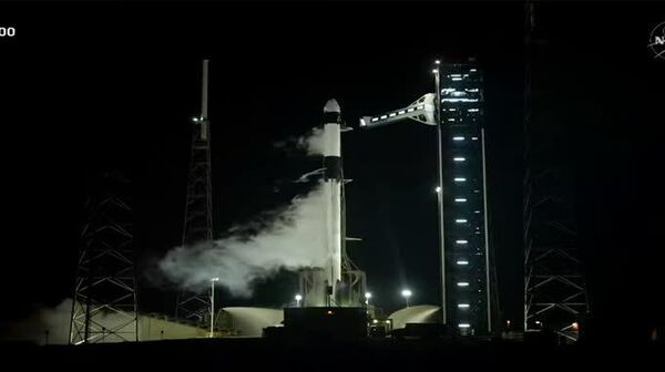 گزارش: فضاپیمای کرو دراگون حامل آندری فدیایف، کیهان‌نوردروسکاسموس، از کیپ کاناورال، فلوریدا، به سمت ایستگاه فضایی بین‌المللی پرتاب شد - اسپوتنیک ایران  