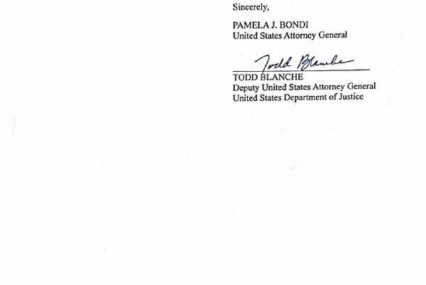 گزارش: وزارت دادگستری «تمام» پروندههای اپستین را منتشر کرد و نام بیش از 300 چهره دولتی افشا شد گزارش: وزارت دادگستری «تمام» پروندههای اپستین را منتشر کرد و نام بیش از 300 چهره دولتی افشا شد - اسپوتنیک ایران