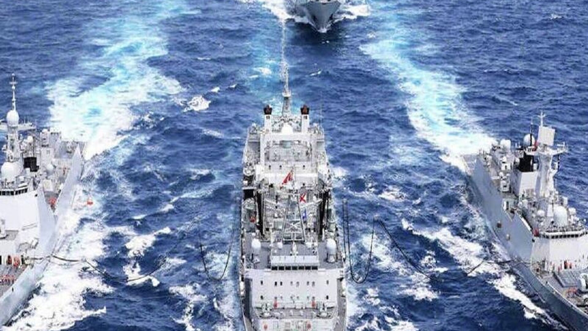 رزمایش ایران، روسیه و چین در تنگه هرمز به زودی آغاز میشود رزمایش ایران، روسیه و چین در تنگه هرمز به زودی آغاز میشود - اسپوتنیک ایران , 1920, 17.02.2026