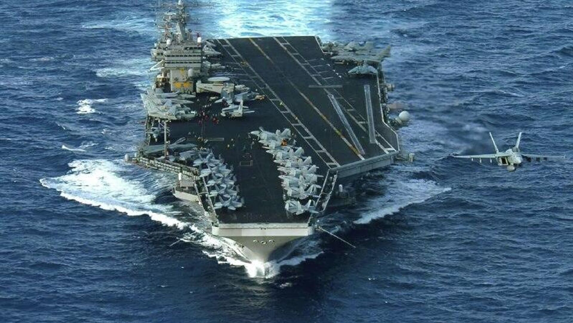 تحلیلگر: آمریکا نیروی ضربتی را برای «تجاوز بیدلیل» علیه ایران بسیج میکند تحلیلگر: آمریکا نیروی ضربتی را برای «تجاوز بیدلیل» علیه ایران بسیج میکند - اسپوتنیک ایران , 1920, 19.02.2026