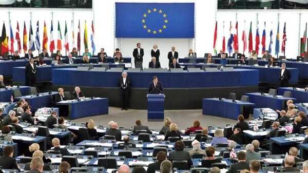 کارشناس: درخواست‌های زلنسکی باعث ایجاد شکاف در اتحادیه اروپا می‌شود - اسپوتنیک ایران  