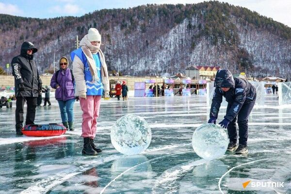 جشنواره هنر یخی زندگی در بایکال 2026 جشنواره هنر یخی زندگی در بایکال 2026 - اسپوتنیک ایران