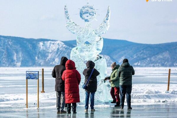 جشنواره هنر یخی زندگی در بایکال 2026 جشنواره هنر یخی زندگی در بایکال 2026 - اسپوتنیک ایران