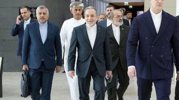 کارشناس: موضوع مذاکرات ایران و آمریکا از پرونده احتمال درگیری نظامی کاملاً مجزاست - اسپوتنیک ایران  