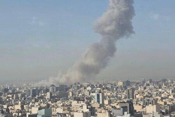 شنیده شدن صدای جنگنده و انفجار در تهران - اسپوتنیک ایران  