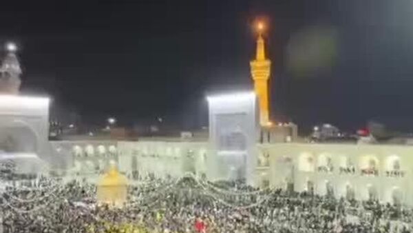 تجمع مردم مشهد و شیراز در پاسخ به حملات هوایی آمریکایی اسرائیلی - اسپوتنیک ایران  