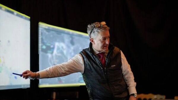 کاخ سفید عکسی از ترامپ منتشر کرد که در حال تماشای حمله به ایران از فلوریدا است - اسپوتنیک ایران  