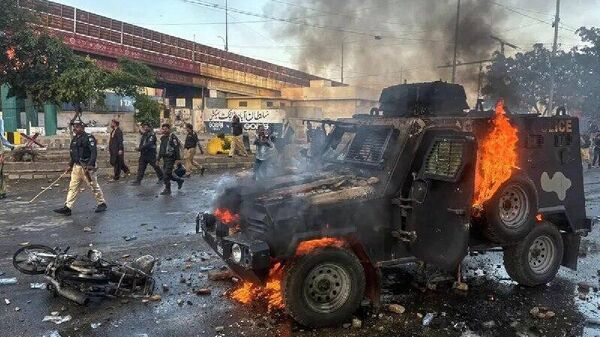 کشته شدن بیست نفر در اعتراضات ضد آمریکایی در شهر های مختلف پاکستان - اسپوتنیک ایران  