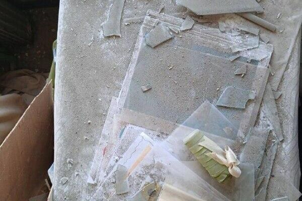 سخنگوی وزارت امور خارجه ایران، در یکی از مدارس آسیب دیده در حملات اسرائیل و آمریکا در تهران، جلسه توجیهی برگزار می‌کند - اسپوتنیک ایران  