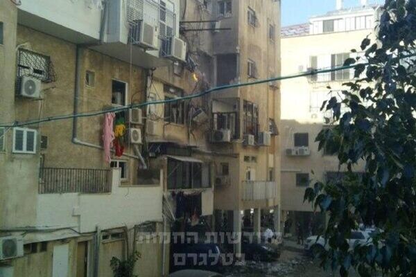 اصابت مستقیم موشک های ایرانی به بخش مرکزی اسرائیل - اسپوتنیک ایران  