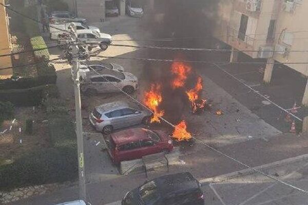 اصابت مستقیم موشک های ایرانی به بخش مرکزی اسرائیل - اسپوتنیک ایران  