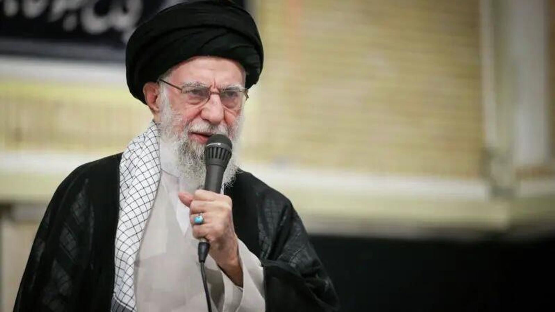 پیکر رهبر شهید ایران در مشهد به خاک سپرده میشود پیکر رهبر شهید ایران در مشهد به خاک سپرده میشود - اسپوتنیک ایران , 1920, 03.03.2026