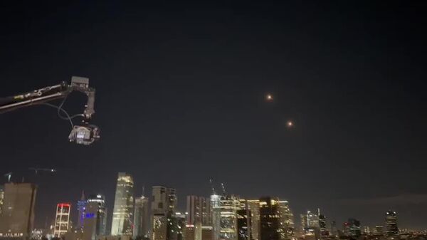 اصابت دقیق موشک ایرانی در مرکز تل‌آویو - اسپوتنیک ایران  