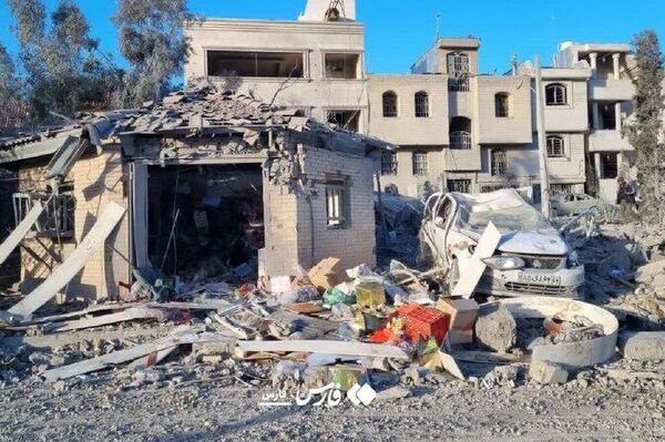 حمله موشکی آمریکا و اسرائیل به پارک بازی کودکان و ساختمان اورژانس در شیراز حمله موشکی آمریکا و اسرائیل به پارک بازی کودکان و ساختمان اورژانس در شیراز - اسپوتنیک ایران