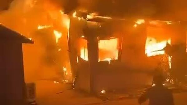 رسانه: ارتش اسرائیل به یک مقر نیروهای موقت سازمان ملل در لبنان (یونیفیل) در منطقه مرزی القوزخ در جنوب این کشور حمله کرد - اسپوتنیک ایران  