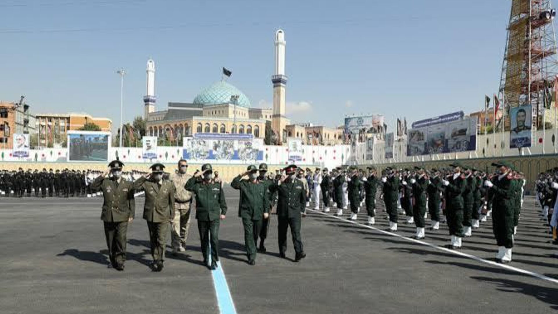 نیروهای دفاعی اسرائیل به دانشگاه نظامی اصلی سپاه پاسداران انقلاب اسلامی، دانشگاه امام حسین، حمله کردند نیروهای دفاعی اسرائیل به دانشگاه نظامی اصلی سپاه پاسداران انقلاب اسلامی، دانشگاه امام حسین، حمله کردند - اسپوتنیک ایران , 1920, 20.05.2026