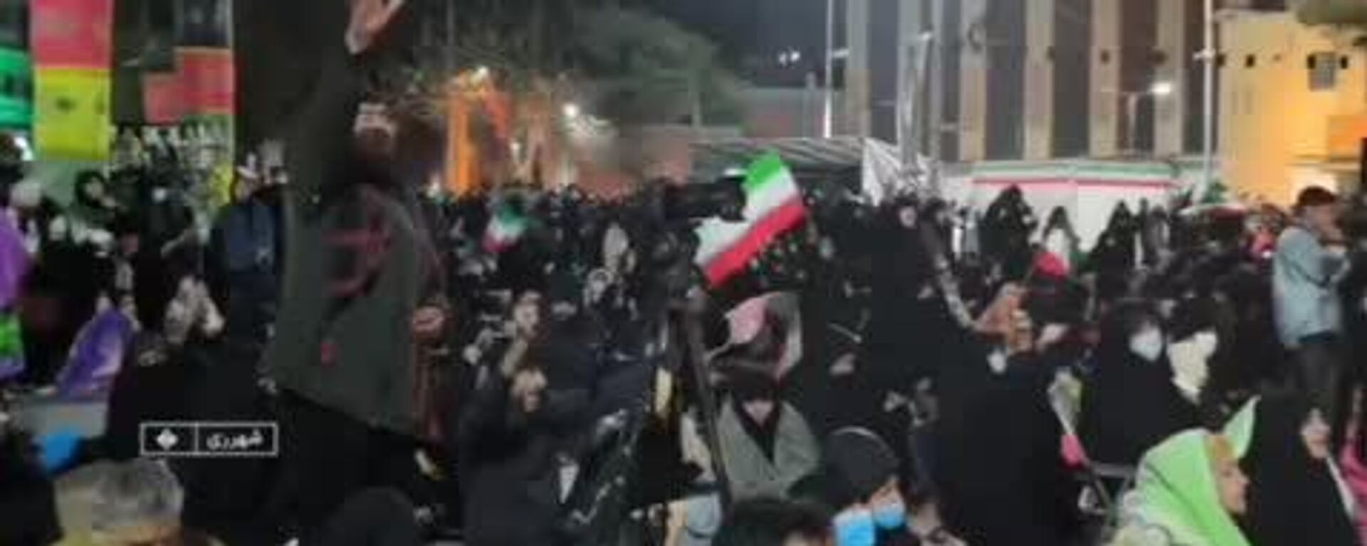 واکنش مردم شهرری بعد از اعلام خبر رهبر جدید انقلاب اسلامی، آیت الله سید مجتبی خامنه ای واکنش مردم شهرری بعد از اعلام خبر رهبر جدید انقلاب اسلامی، آیت الله سید مجتبی خامنه ای - اسپوتنیک ایران , 1920, 09.03.2026