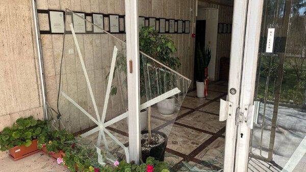 ساختمان کنسولگری روسیه در اصفهان در جریان حمله‌ به استانداری اصفهان آسیب دید - اسپوتنیک ایران  