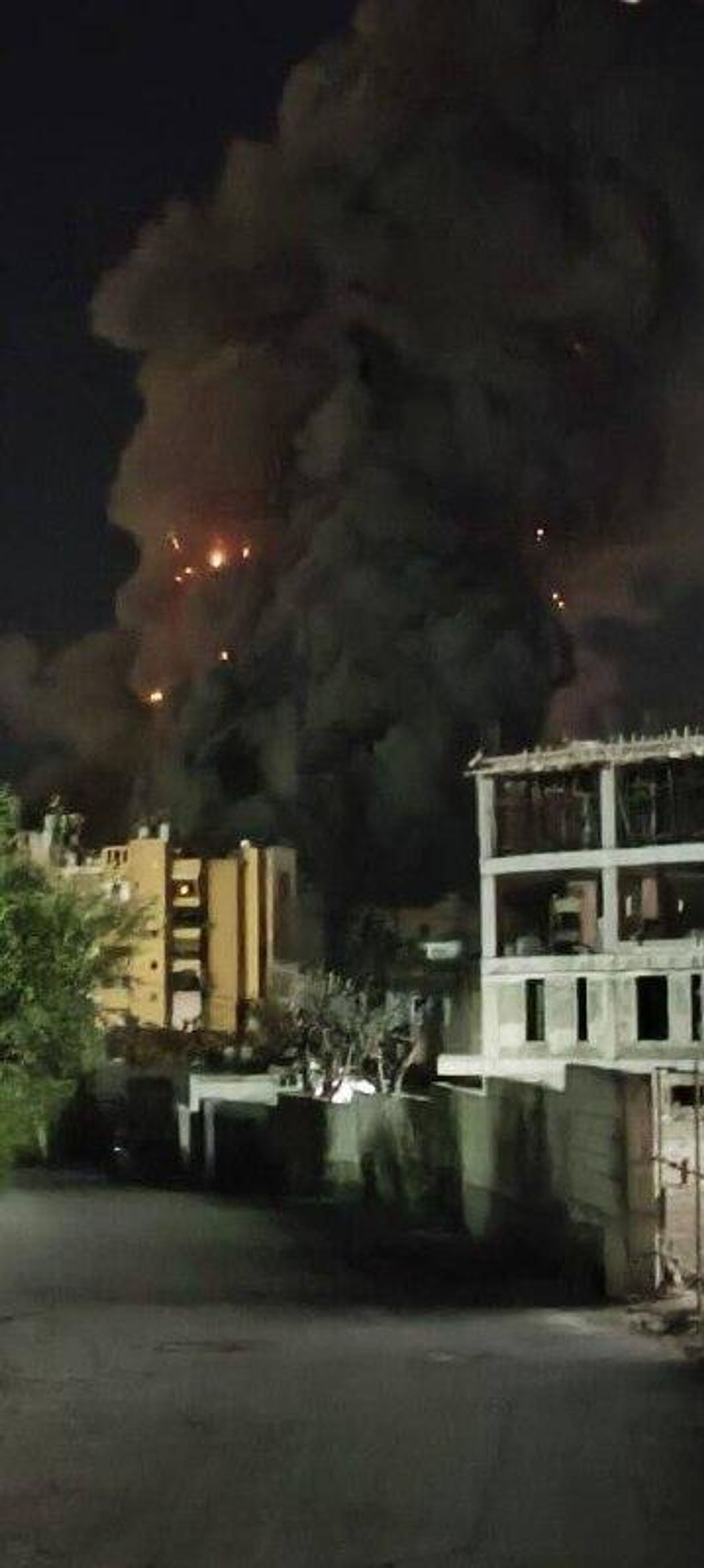 هم اکنون تل‌آویو؛ پس از اصابت موشک‌های ایرانی - اسپوتنیک ایران  , 1920, 11.03.2026