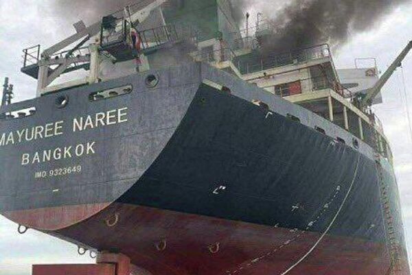 وضعیت یک کشتی که قصد عبور از تنگه هرمز را داشت - اسپوتنیک ایران  