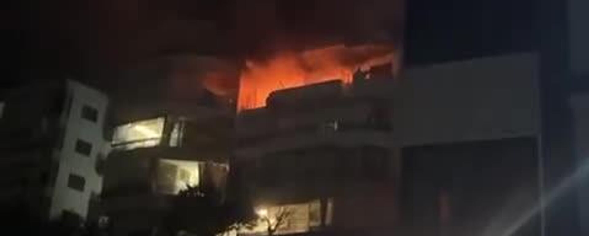 آتشسوزی در ساختمانی در منطقه شرحبیل در شهرستان صیدا، جنوب لبنان بر اثر حملات اسرائیل آتشسوزی در ساختمانی در منطقه شرحبیل در شهرستان صیدا، جنوب لبنان بر اثر حملات اسرائیل - اسپوتنیک ایران , 1920, 15.03.2026