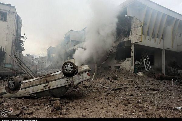 تبعات حملات آمریکا و اسرائیل به محدوده میدان شهدای تهران - اسپوتنیک ایران  